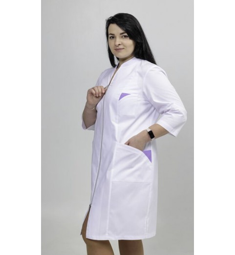 фото Халат медицинский женский М207 (цвет белый, отделка лиловая)